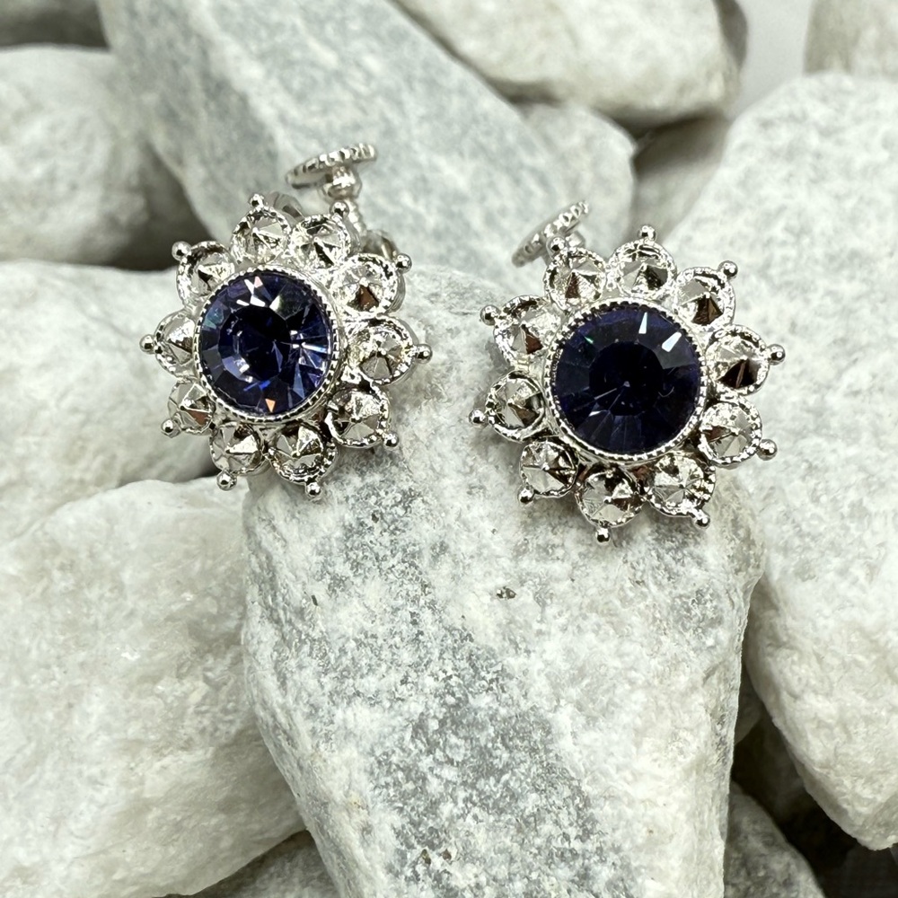 Vintage Joan Rivers Purple AB Rhinestone Button Earrings Silver-Tone Adjustable - Picture 9 of 15